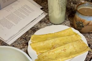 Featured Image Easy Sourdough Crepes